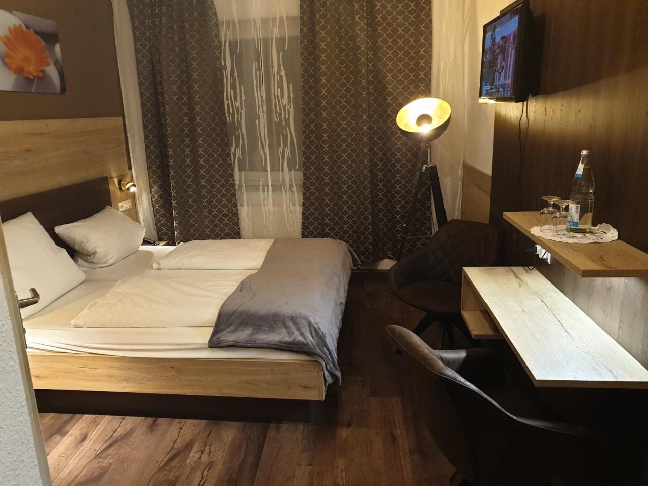 Hotel Wacker Lahr  Bagian luar foto